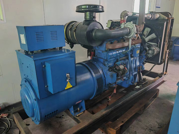 双辽100kW柴油发电机组使用多级机油有哪些优缺点？